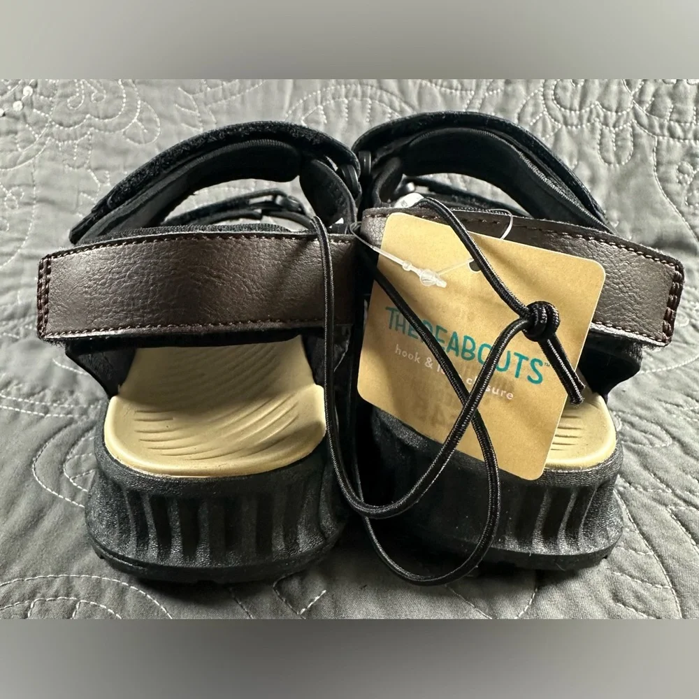 Thereabouts Boys Brown Gulf Strap Sandals NWT Size Little Boys 3